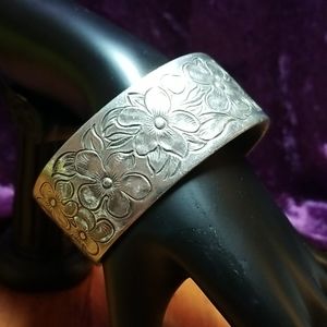 Salisbury Pewter February Cuff Bracelet
